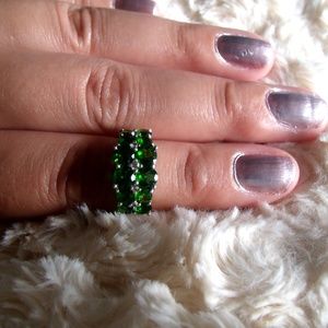 SILVER RING WITH CHROME DIOPSIDE AND WHITE ZIRCON
